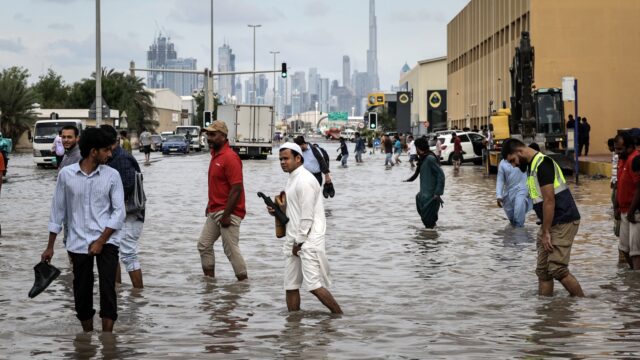 Kunnen we klimaatverandering tegengaan door vervuilers te straffen? 'Je kunt verstrekkende gevolgen opleggen'