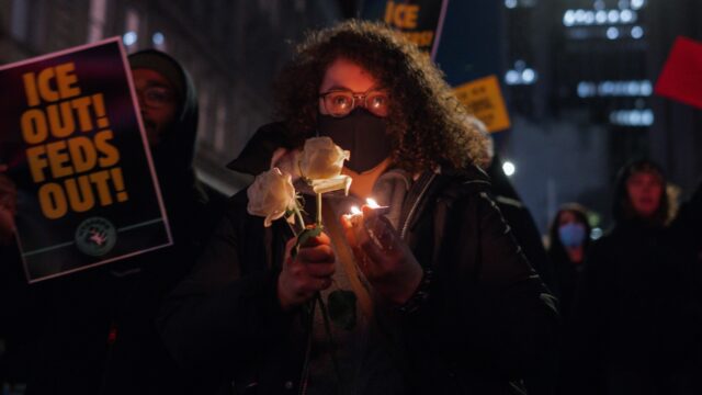 Groeiende kloof tussen federale diensten en lokale autoriteiten en rechters in VS