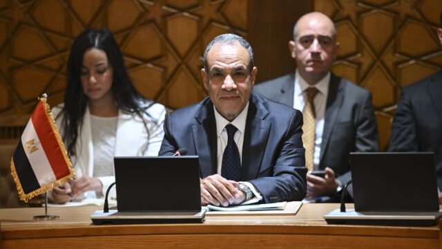 Nog geen de-escalerende taal in Midden-Oosten, Egypte is potentiële onderhandelaar