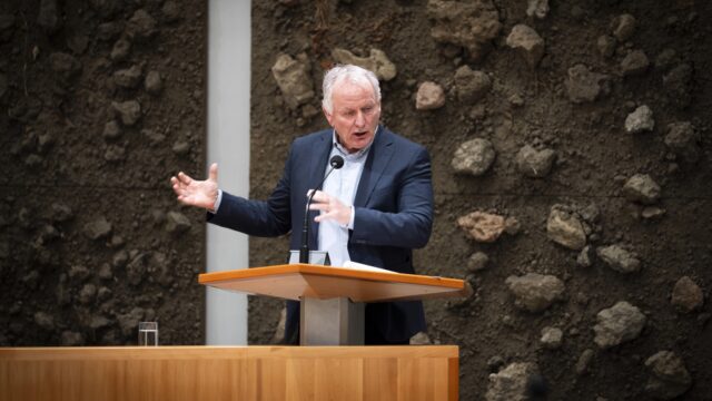 Struijs (50PLUS) was gewaarschuwd voor AOW-wijzigingen: 'Oplopen leeftijd moet van tafel'