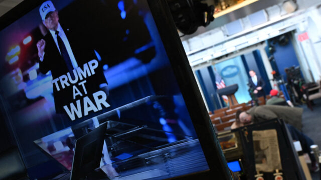 Europa zit op de achterbank bij oorlog Iran: 'Vandaag Iran, morgen Groenland'