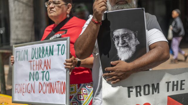 VVD-Europarlementariër hekelt Europese reactie: 'Khamenei was een schoft!'