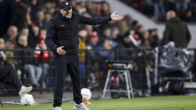 Is Schreuder nu al de trainer van het jaar? 'Hij houdt het gewoon stug vol'