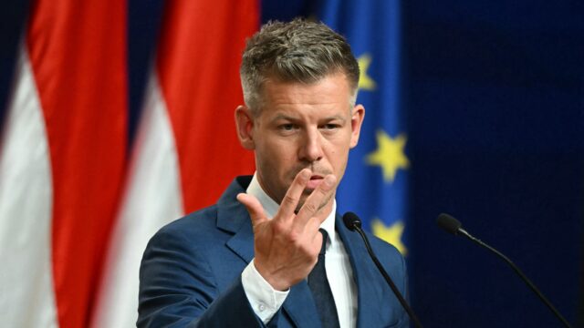 In de wandelgangen van Brussel wachten ze af of Magyar zijn beloftes waarmaakt
