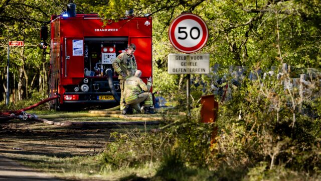 Aanhoudende droogte en wind zorgen al weken voor natuur- en bosbranden: 'Kans wordt groter'
