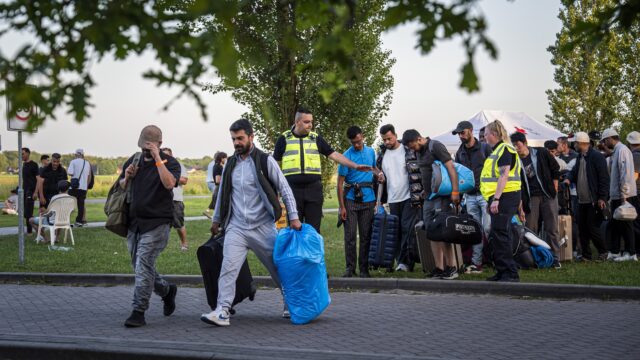 'Nederland in gesprek met ander land over opvang afgewezen asielzoekers'
