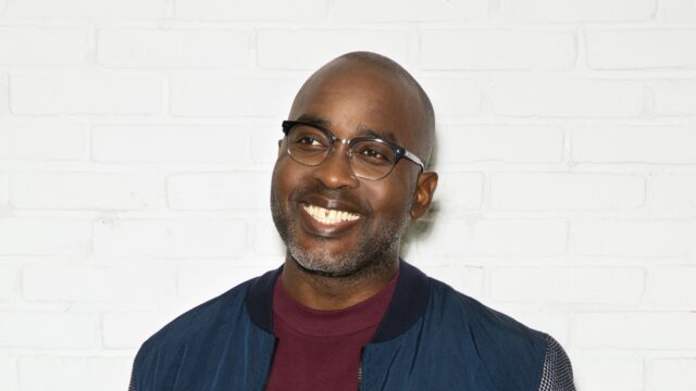 Andrew Makkinga nieuwe presentator Kunststof