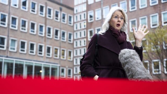 Keijzer houdt vast aan omstreden X-bericht over NOS: 'Met een knipoog bedoeld'