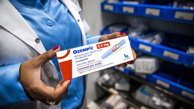 Afslankmedicatie oplossing voor overgewicht? 'Moet geen vrijkaartje tot volvreten worden'