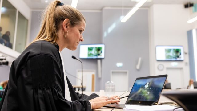 Advocaten boos over verbod op laptop en telefoon in gevangenis: 'Maakt ons werk onmogelijk'