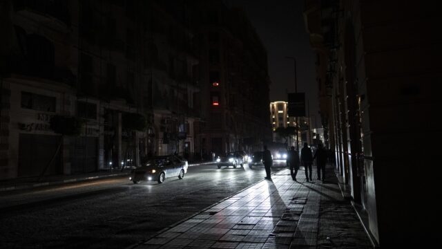 Energiecrisis schrapt het nachtleven in Egypte: ‘Om negen uur gaat de verlichting uit’