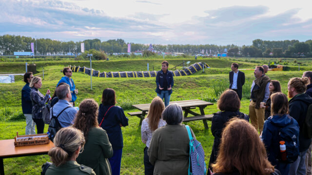 TU Delft strijdt tegen hoogwater met flitsende oplossingen: 'Zandzak is effectief, maar er zijn alternatieven'