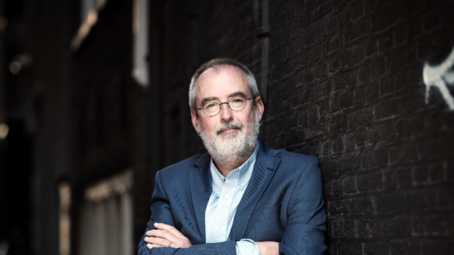 Ronald Giphart over liefdesverdriet: 'Je verliest een deel van je identiteit'