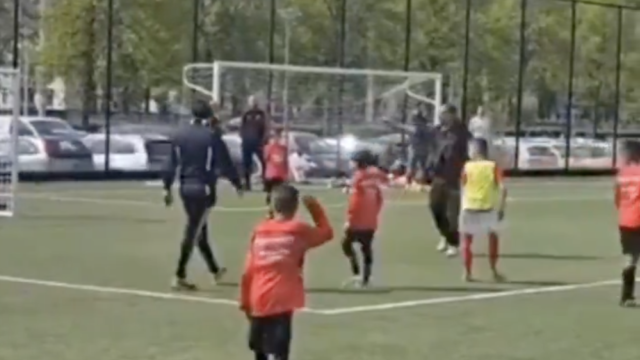 Vader Noa Lang na mishandeling bij voetbaltoernooi: 'Hebben het als twee mannen uitgepraat'