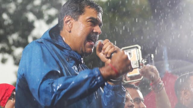 Venezolanen vieren per decreet Kerstmis in oktober