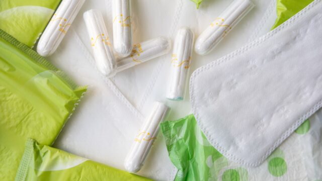 Op werkvloer 'scoor je geen punten met je menstruatie', maar is niet alleen een 'vrouwending'