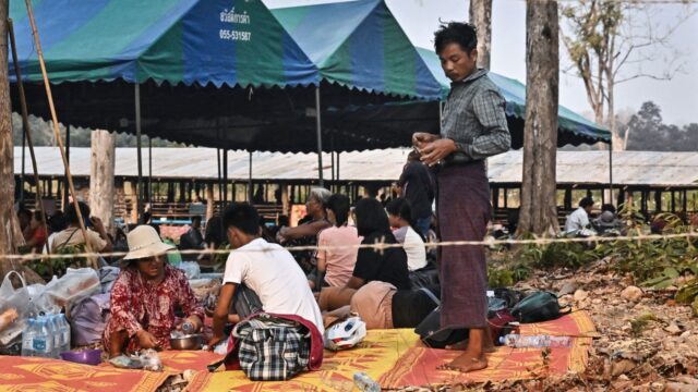Myanmarese vluchtelingen afgeperst in Thailand: 'Ze zijn wandelende pinautomaten voor de politie'