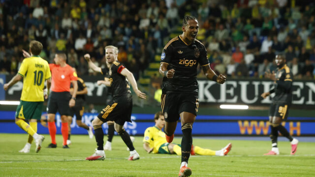 Ajax wint ruim bij Fortuna Sittard: '