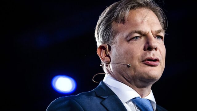 Oud-formateur Kamp: 'Omtzigt, kom terug aan de formatietafel'