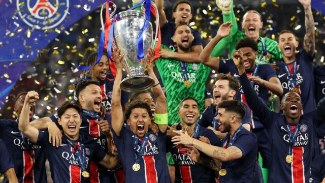 'Désiré Doué is de eerste speler ooit die bij drie goals in Champions League-finale betrokken is'