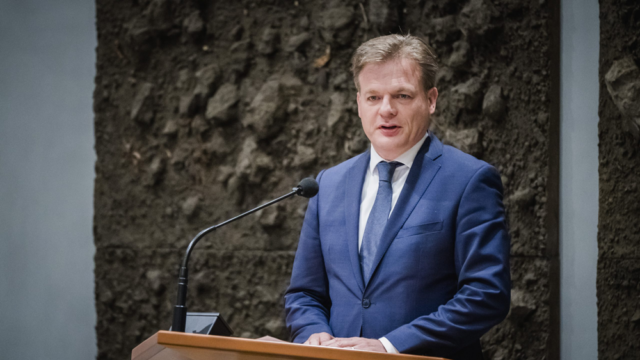 Hoogleraar staatsrecht Voermans tegen Omtzigt: 'Schiet op en pas op!'