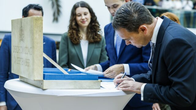 'Oh ja, het is Prinsjesdag': sentiment rondom miljoenennota 'nooit eerder zo bont geweest als nu'