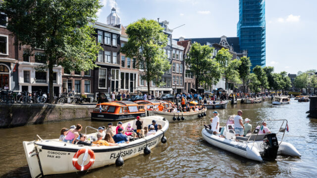 Podcast DOCS: Van wie zijn de Amsterdamse grachten?