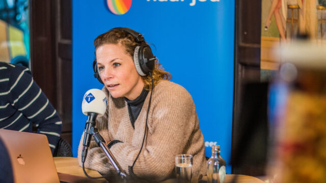 Roos Abelman nieuwe vaste presentator KRO-NCRV’s Spraakmakers