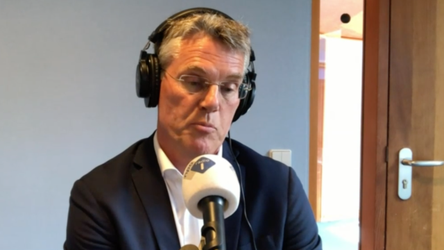 Eerste Kamer had asielbegroting moeten afkeuren, vindt Rekenkamer-president Pieter Duisenberg