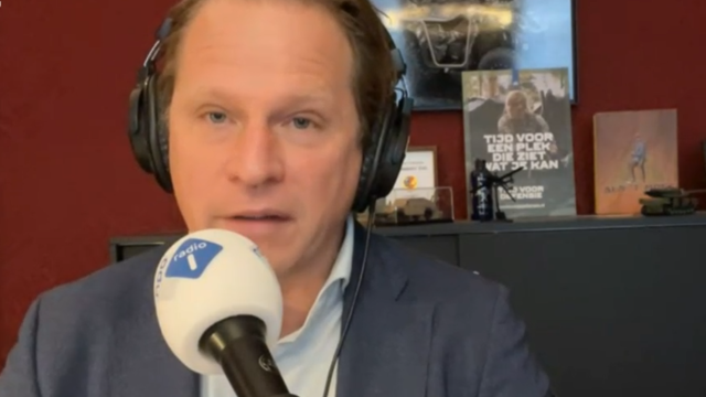 Defensiestaatssecretaris Tuinman doet klemmend beroep op CDA: 'Stem in met vakantievluchten op Lelystad'