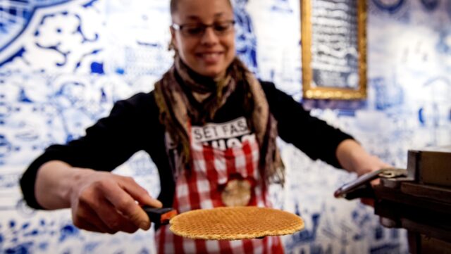 Niet alleen 'stroopwafel': Engelsen lenen een boel Nederlandse woorden (en wij nog meer van hen)