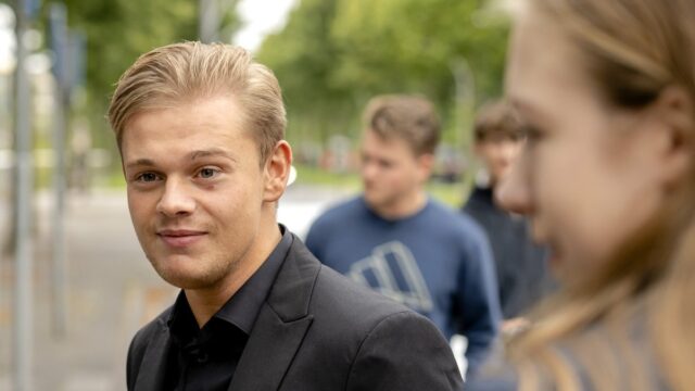 Dennis Schouten: 'Ben ik verplicht aan iemand om mijn leven te leiden?'