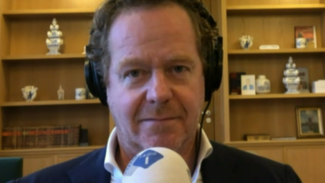 Tijdelijk asielminister Van Weel: 'Alles aan doen om asielwetten door de Kamer te loodsen'