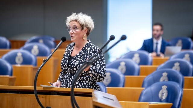 Moet abortus mensenrecht worden? 'Ongeboren vrucht is kind van de rekening'