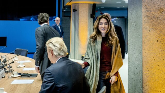 VVD te voorbarig in besluit over kabinet met PVV? 'Dit is meer strategie dan inhoudelijke politiek'