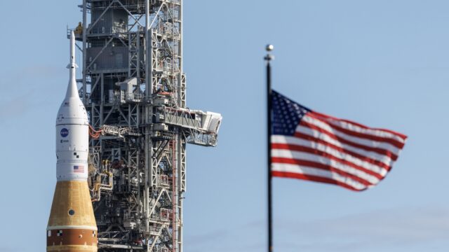 Maanmissies weer in opkomst, maar blijft internationale ruimterecht overeind? 'Wetgeving loopt achter'