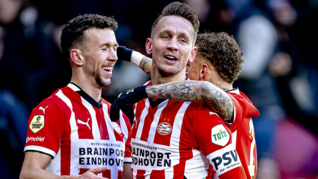 'PSV schoot uit de startblokken tegen Feyenoord, hoogste aantal geslaagde tackles in jaren'