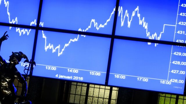 Hoe algoritmes de beurskoers beïnvloeden: 'Je kunt AI duidelijke opdrachten geven'