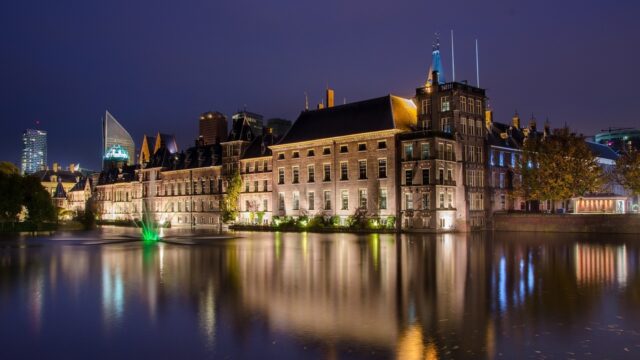 Stand.nl: 'De overheid moet beter luisteren naar sceptische burgers'