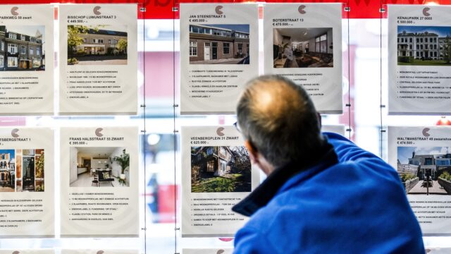 Commissarissen en bestuurders van 20 woningcorporaties verhuren privé huizen, vaak voor hoge bedragen