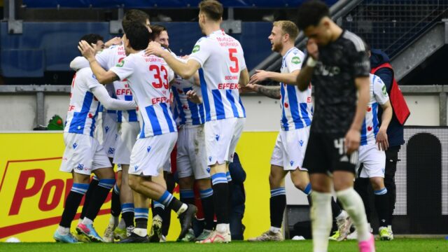 'Aantal tegendoelpunten Ajax gaat richting historisch dieptepunt'