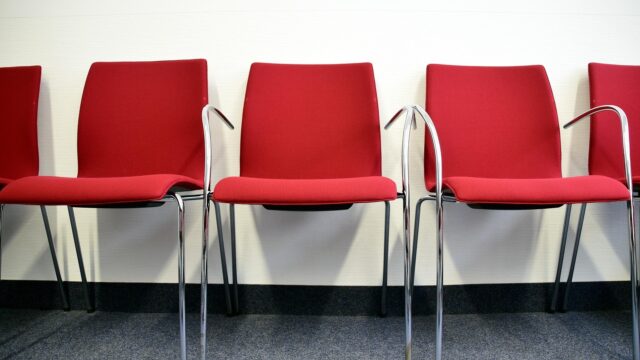 Waarom de wachtkamer bij de huisarts niet onbelangrijk is: 'Kan gezondheidswinst opleveren'
