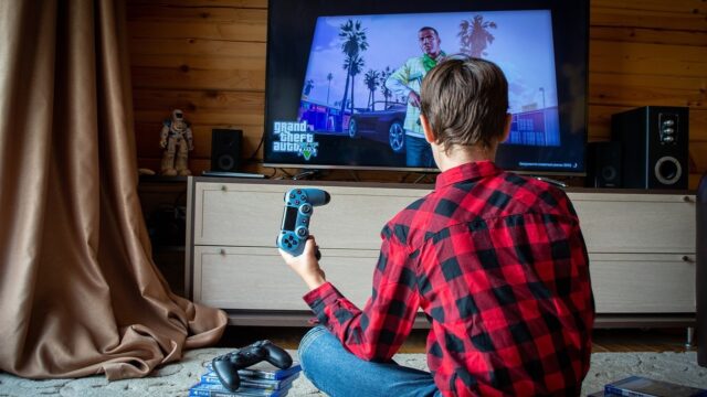 Stand.nl: 'Ouders moeten hun kinderen vaker grenzen stellen'