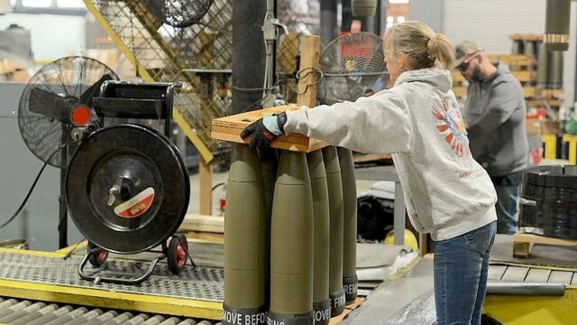 Krijgt Oekraïne nog meer steun van VS? Uit deze fabriek in Pennsylvania komen de belangrijke wapens