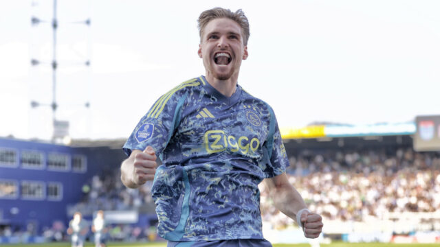 'Farioli ligt op koers om de jongste coach te worden die het eredivisiekampioenschap pakt'