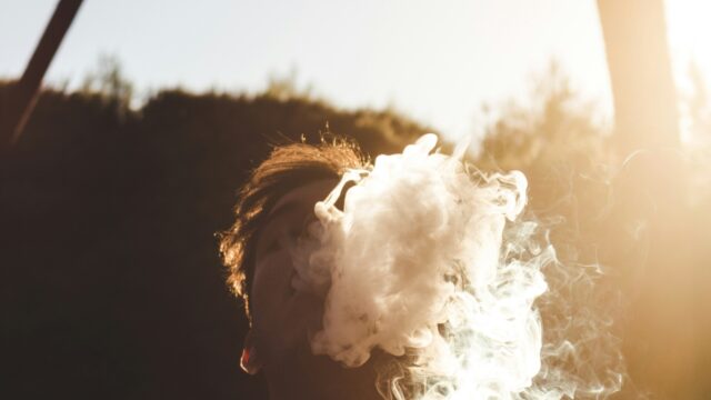 Nicotine tast hersenen aan - ook bij lichte rokers