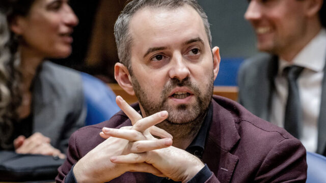 Fractievoorzitter SP Jimmy Dijk: overheid moet stoppen met pesttaks