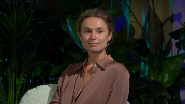 'Ik zou uw dochter kunnen zijn': Doortje Smithuijsen schrijft Boekenweekessay