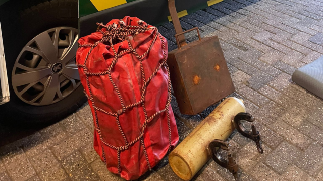 Van onderwaterscooters tot magnetische kisten: drugscriminelen worden steeds creatiever