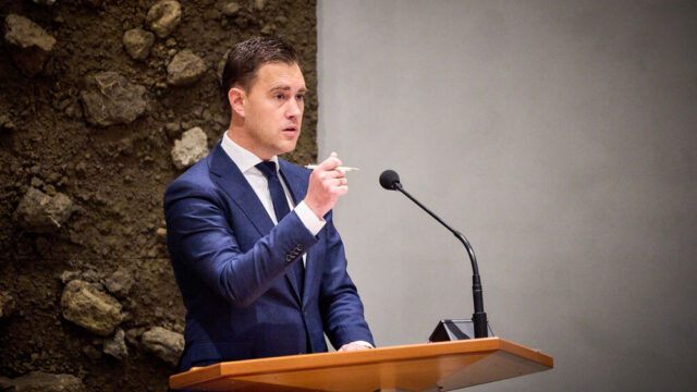 VVD: komende jaren tien tot twintig miljard extra bezuinigen noodzakelijk